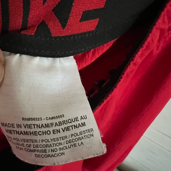 Nike HBR Marble Swoosh Basketball Training Shorts Red Black Mens 2XL EUC - Picture 6 of 15